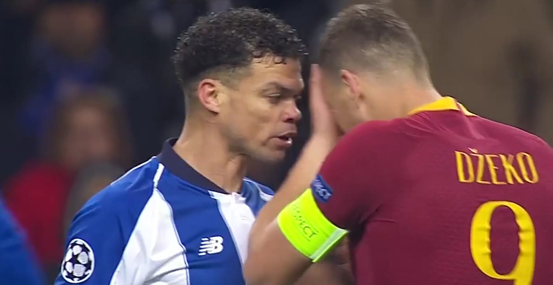 包含足球大师赛上演强强对话，岭北犀牛队大胜嵩山飞鹰队，战术调整见效；锋线火力回暖的词条-爱游戏娱乐